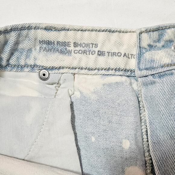 Wild Fable light wash bleach dye high rise cutoff denim shorts size 18 - Picture 8 of 10